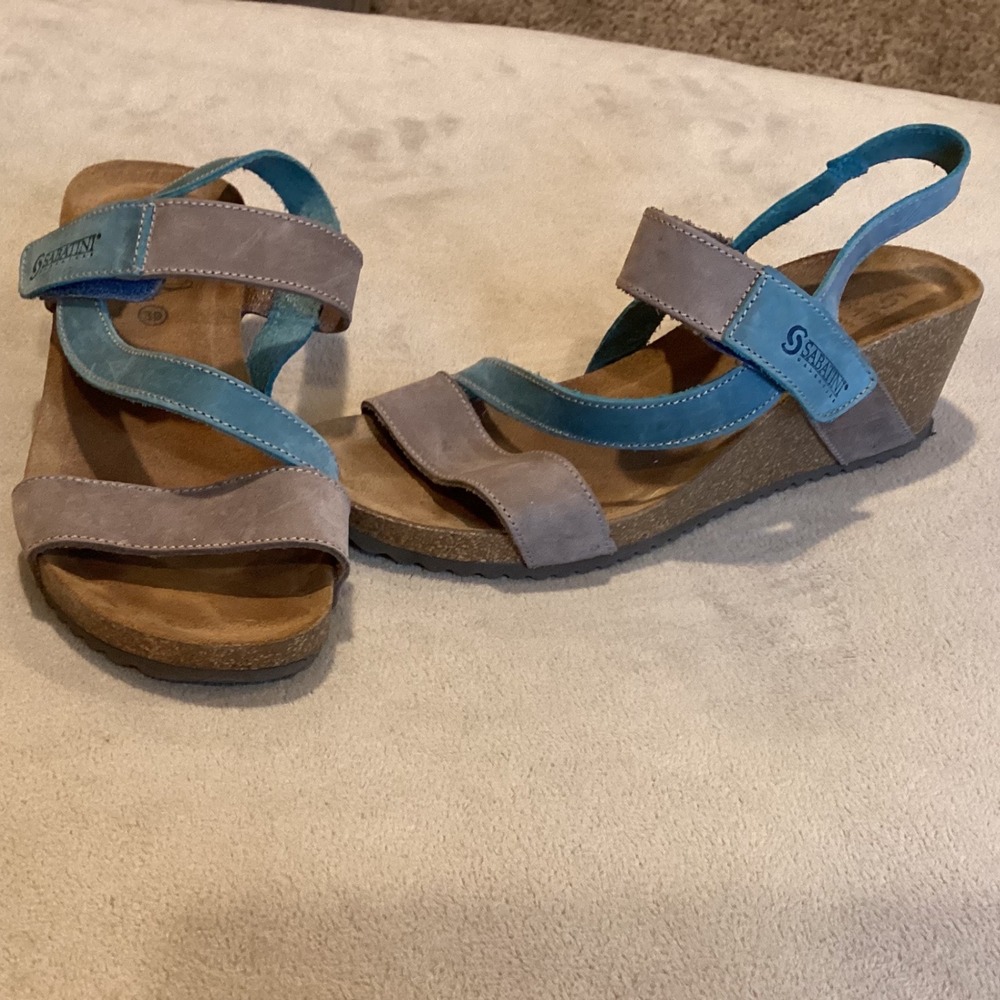 SABATINI Calzature Beige/Light Teal Leather Wedge Sandal, Women EU 39/US 8/UK 6